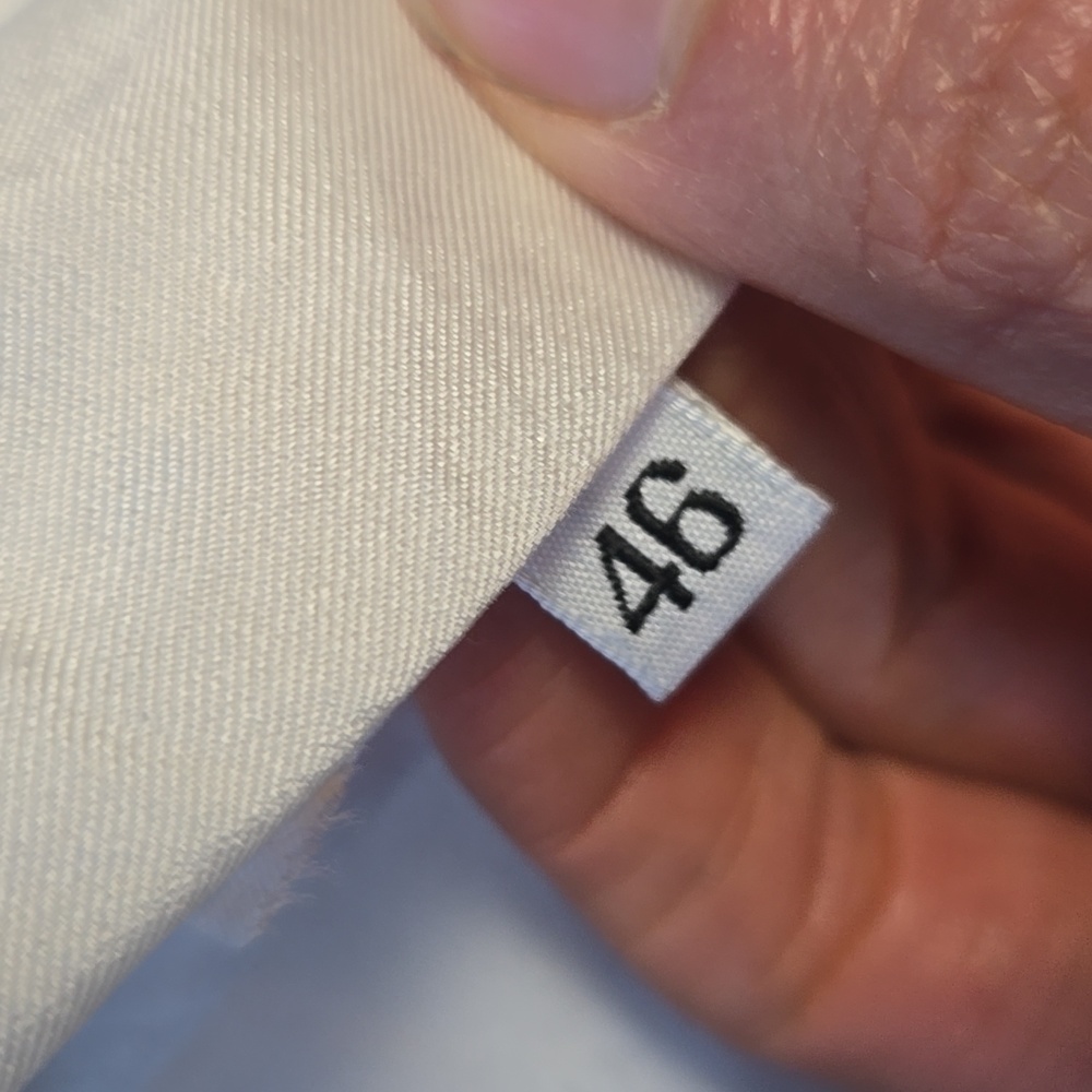 Dolce & Gabbana Elegant White Pencil Skirt With Back Exposed Zipper - Picture 12 of 16